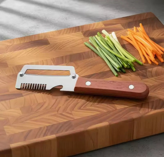 Vegetables Peeler With Wooden Handle